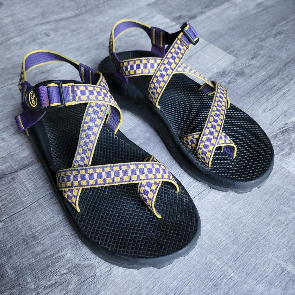 Chaco Mens sandals black size 11